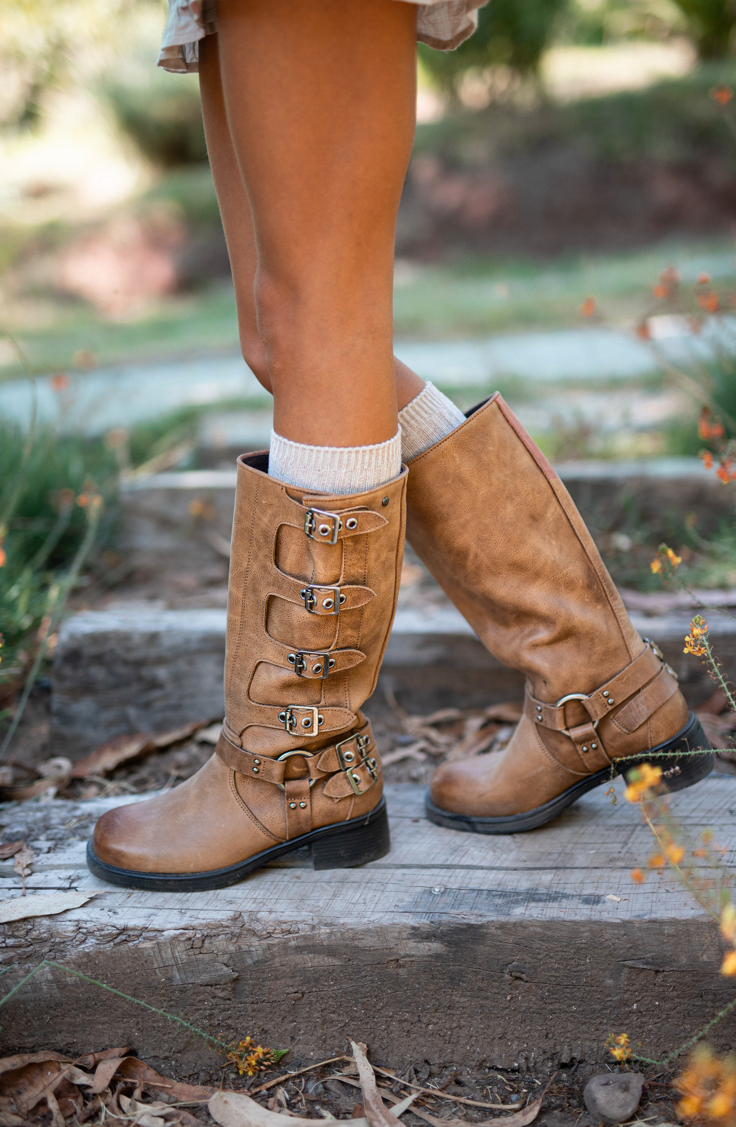 Bota Alta Hebillas Brown