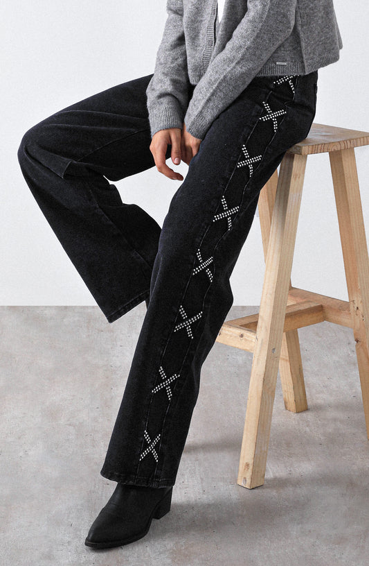 Pantalón Franja Lateral Tachas Black