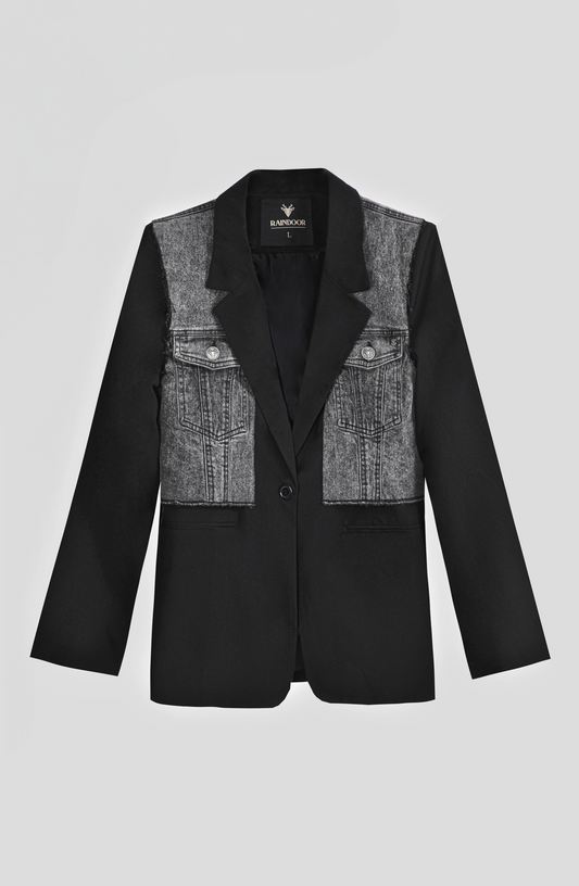 Blazer negro con aplicación de jeans denim gris.