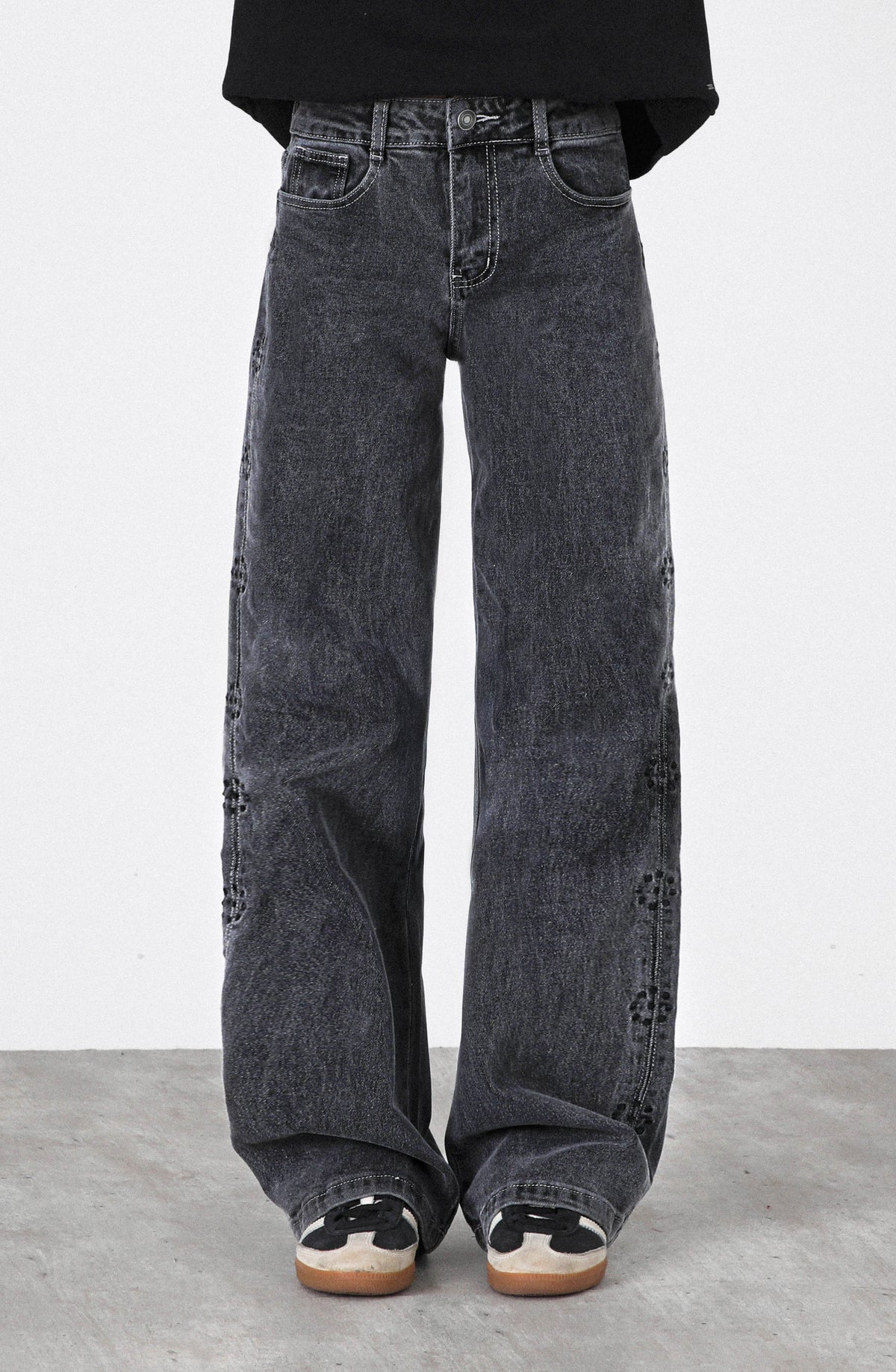 Pantalón Flor Bordada Grey