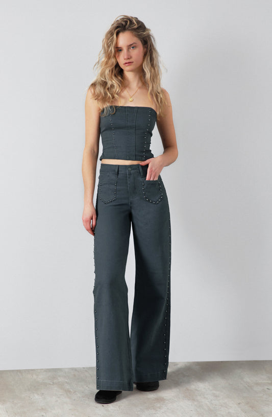 Pantalón Wide Leg Tachas Grey