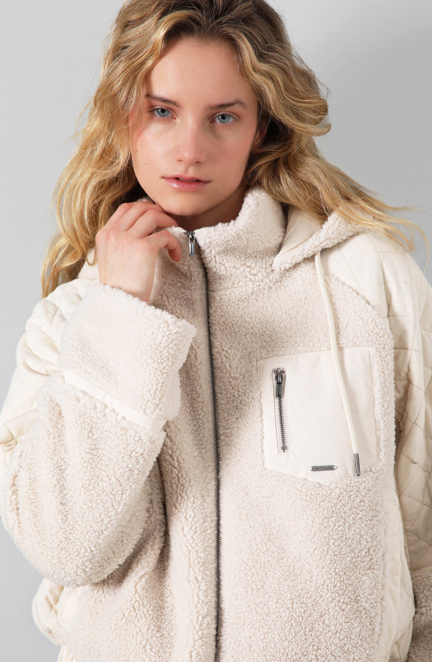 Chiporro Sherpa Quilt Ecru