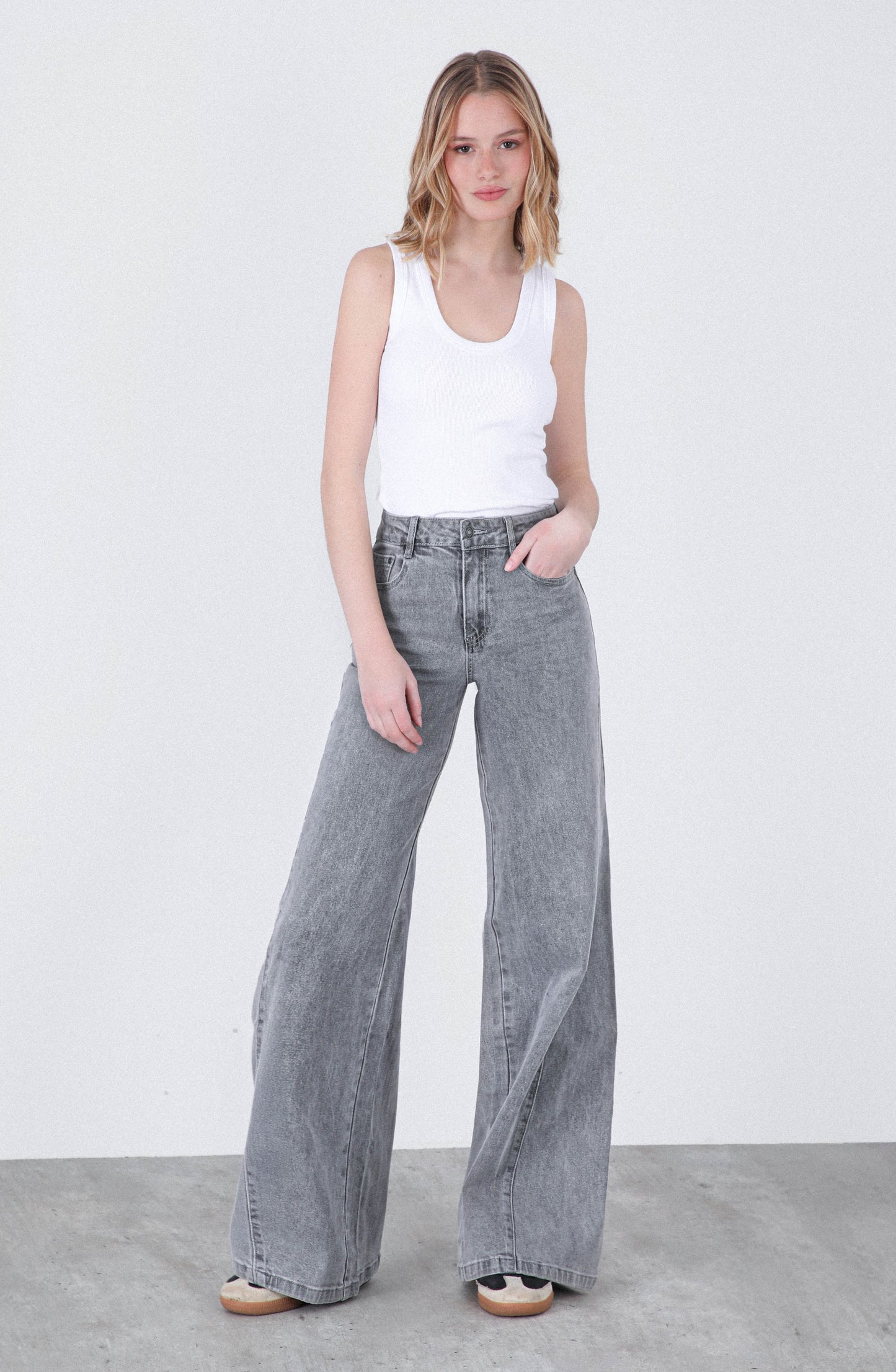 Pantalón Corte Lateral Estrella Grey