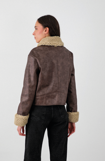 Chaqueta Pu Cuello Chiporro Brown