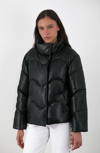 Puffa PU Diagonal Black