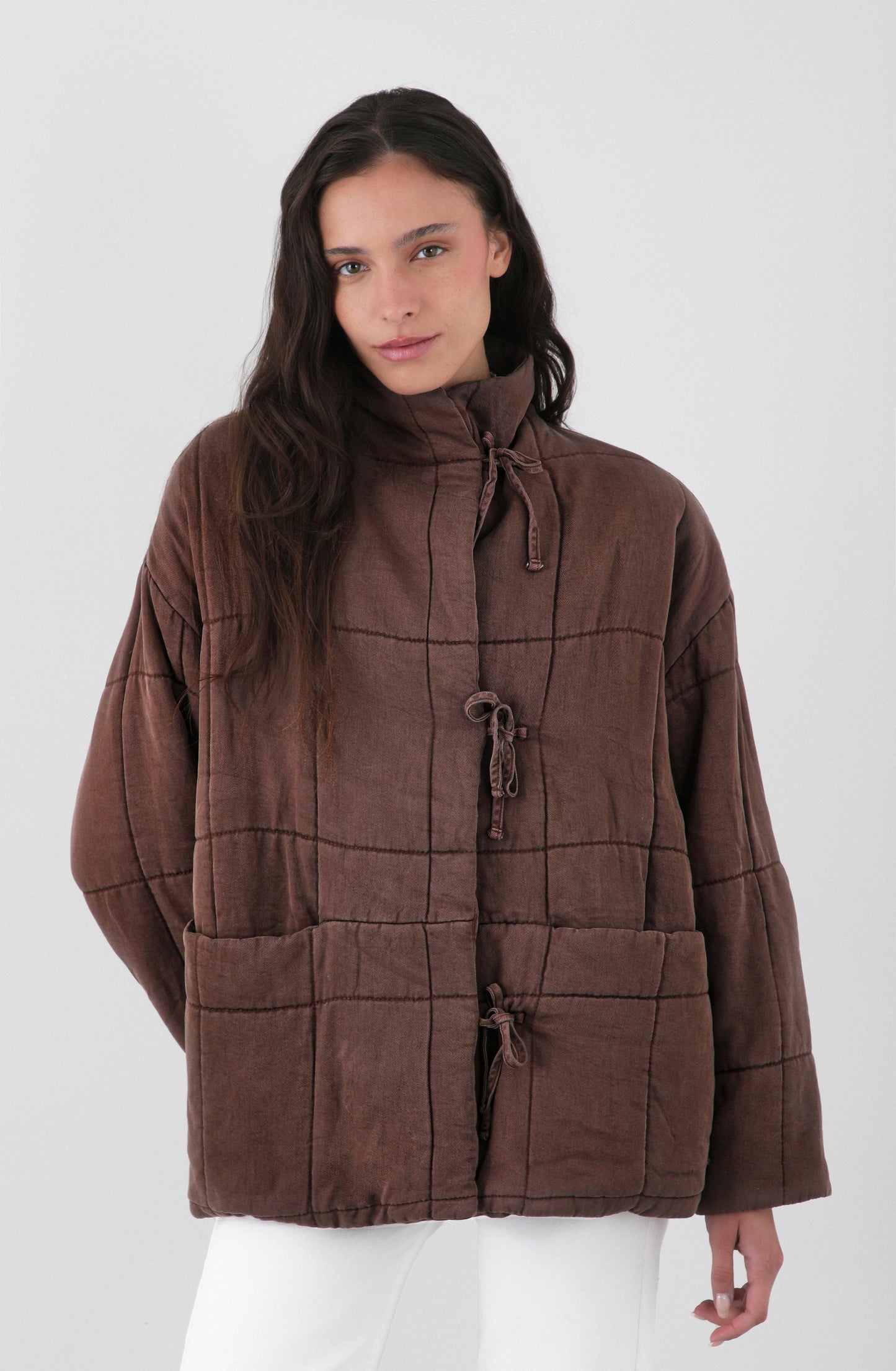 Chaqueta Acolchada Cintas Brown