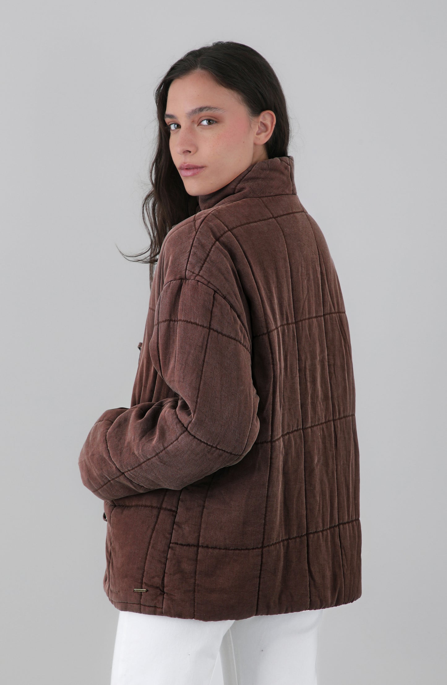 Chaqueta Acolchada Cintas Brown