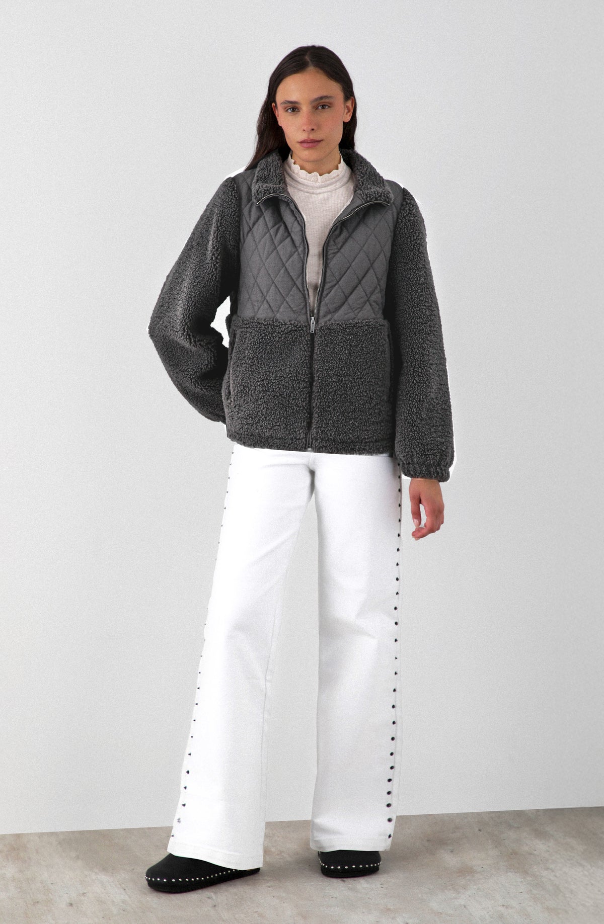 Chiporro Acolchado Cuello Alto Gray