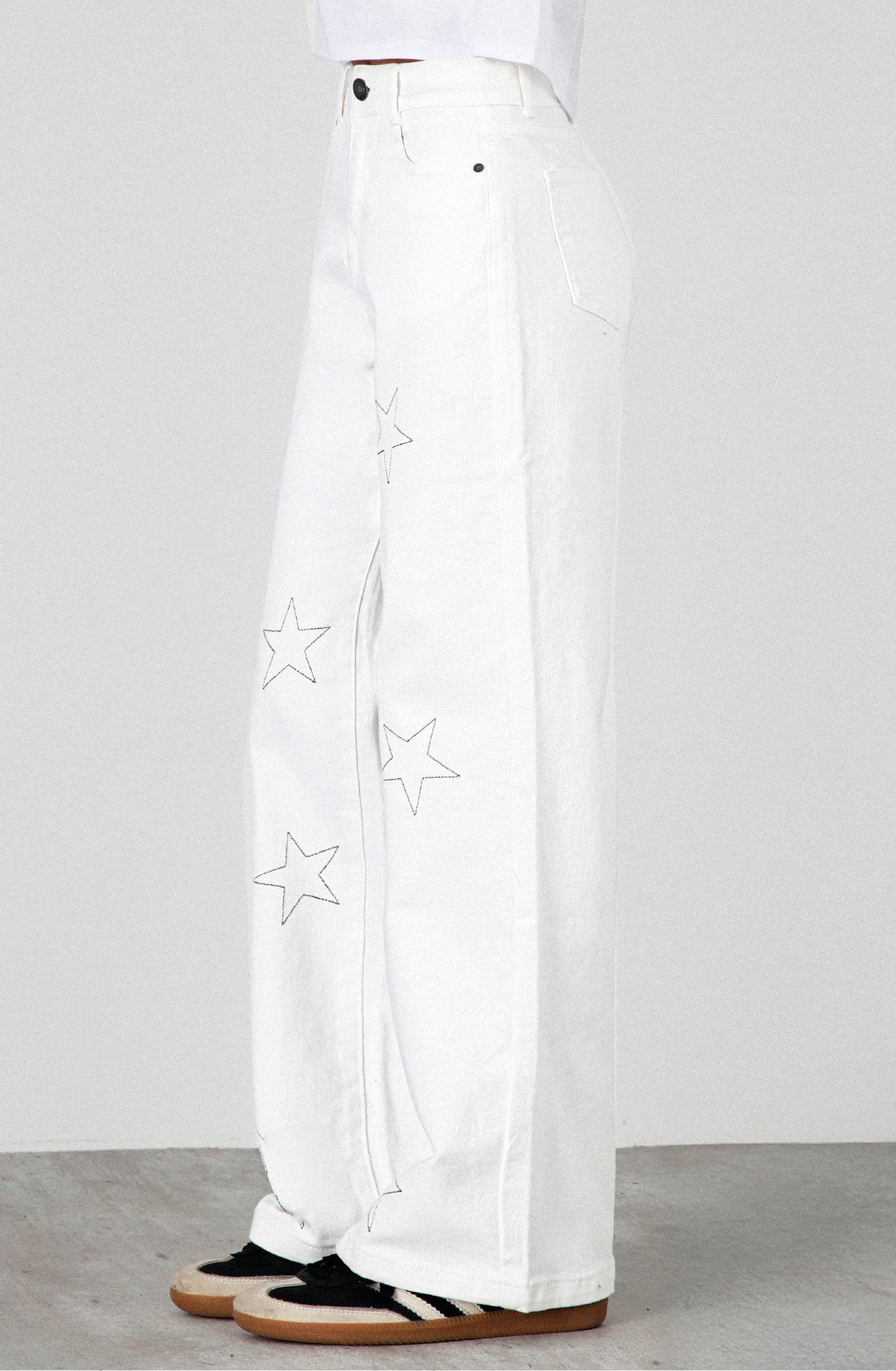 Pantalón Estrellas Bordadas White