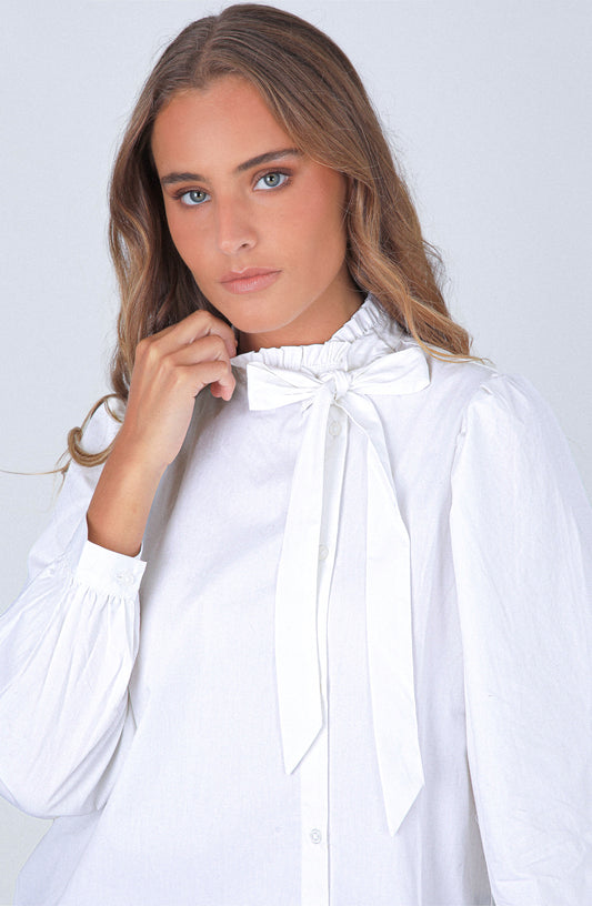 Blusa Cuello Alto White
