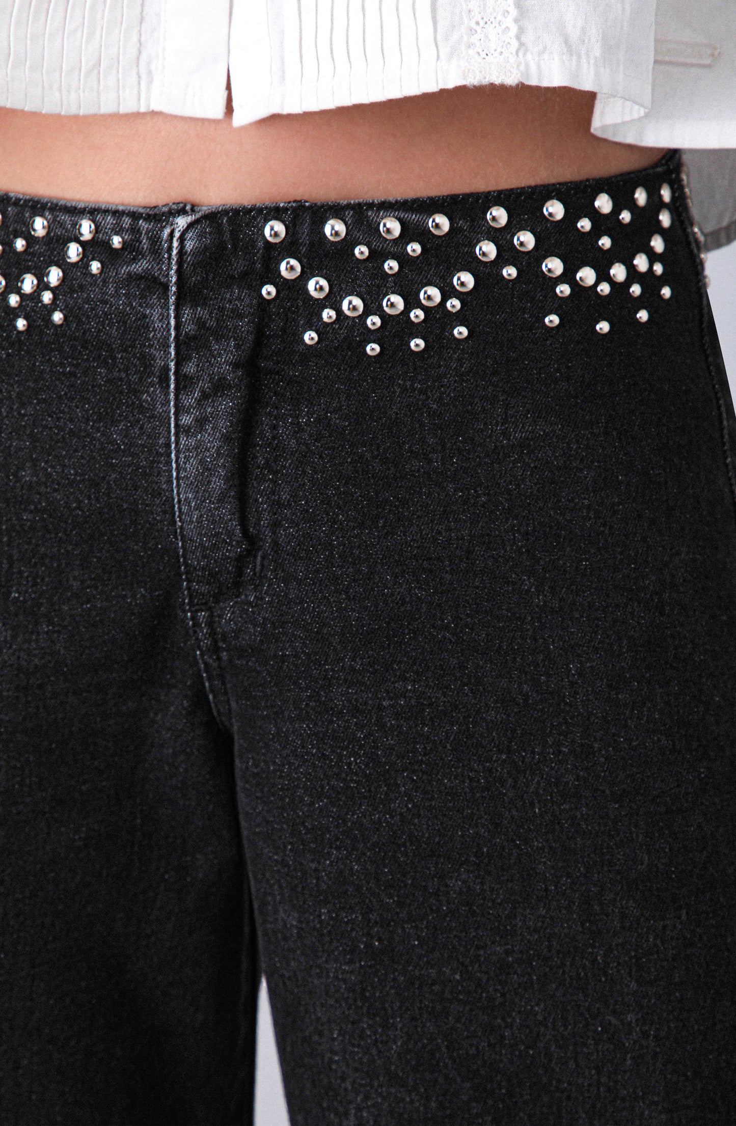 Pantalón Cinturón Tachas Grey