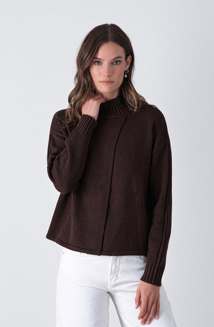 Sweater Cuello Alto Abertura Brown