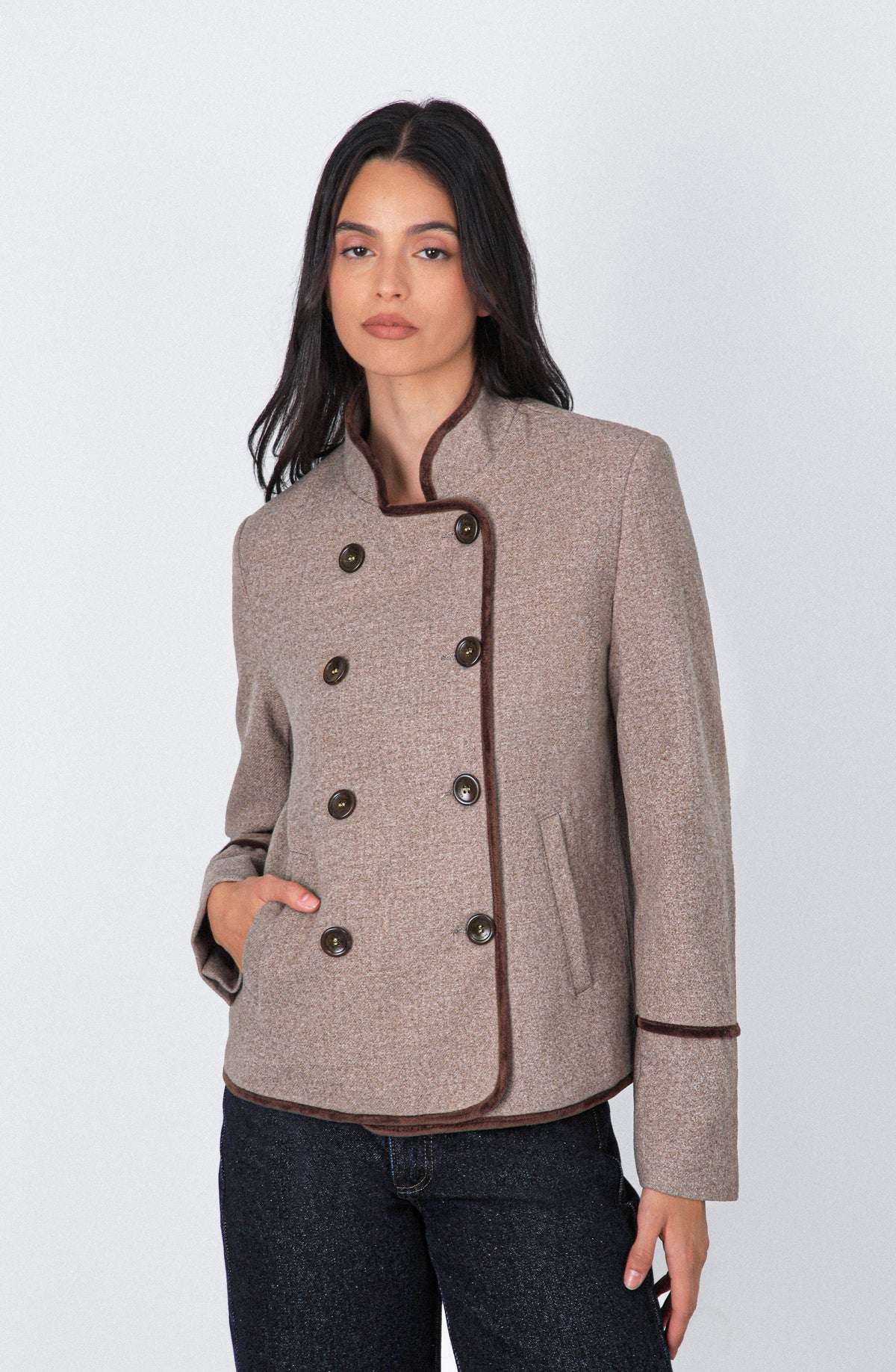 Chaqueta Cruzada Cuello Mao Beige