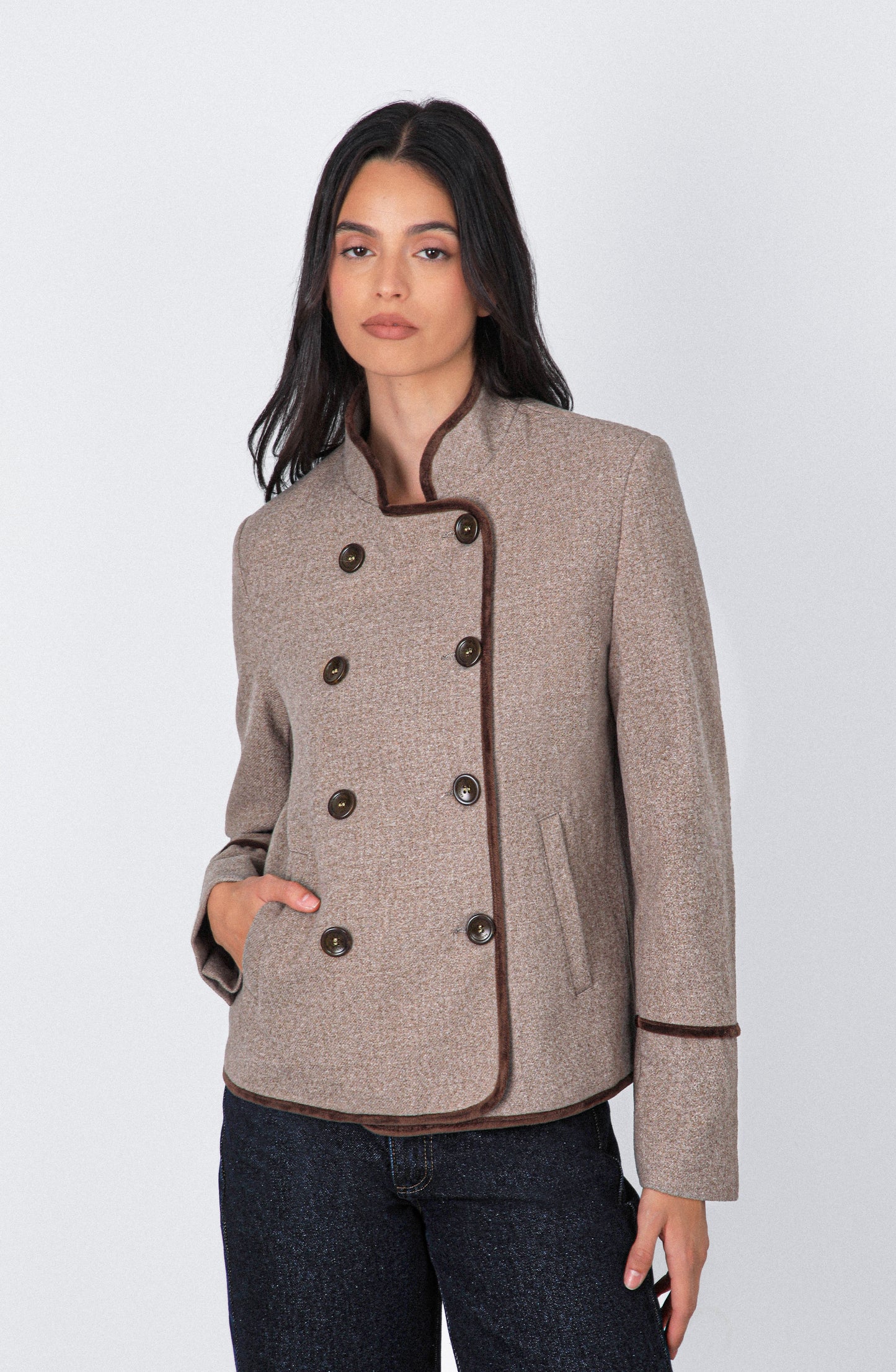 Chaqueta Cruzada Cuello Mao Beige