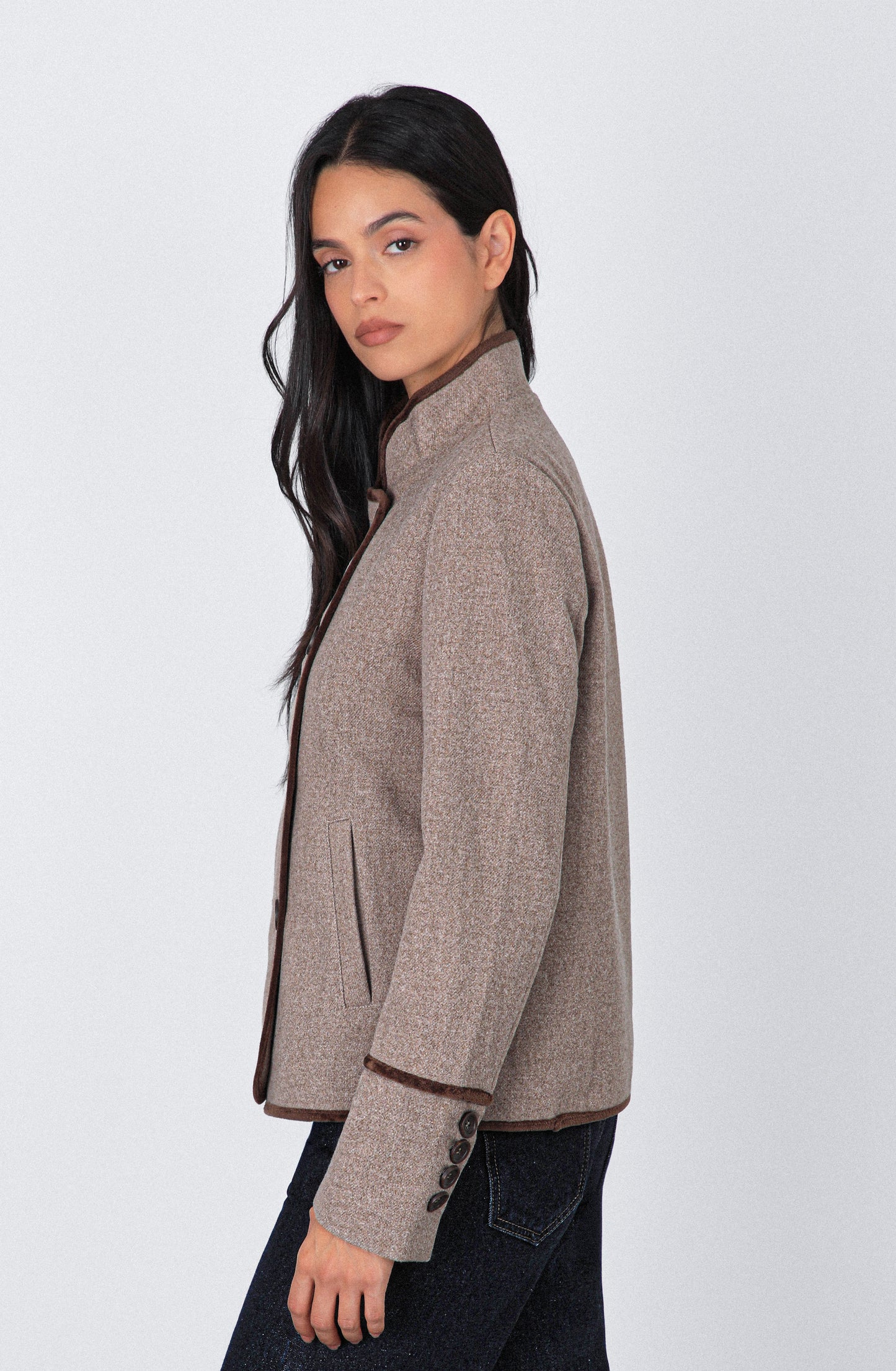 Chaqueta Cruzada Cuello Mao Beige