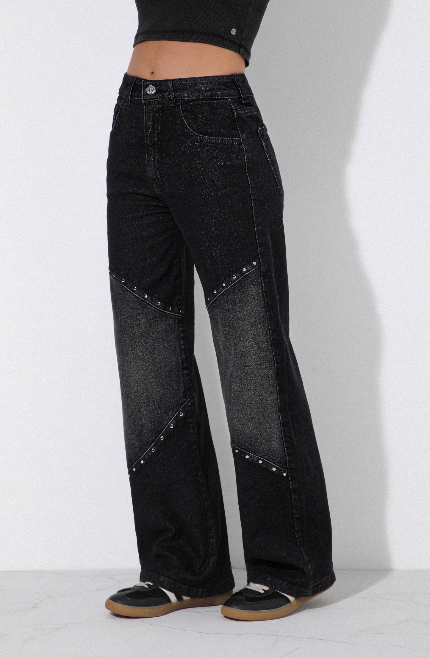 Pantalón Wide Leg Diagonal Tachas Black