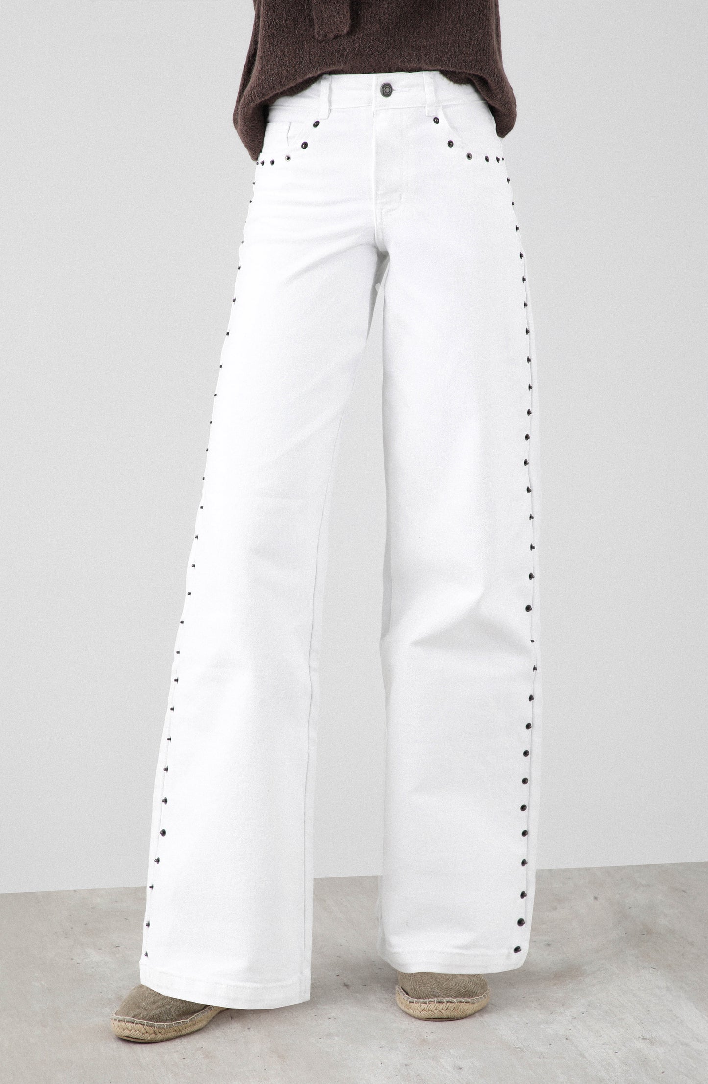 Pantalón Remaches White