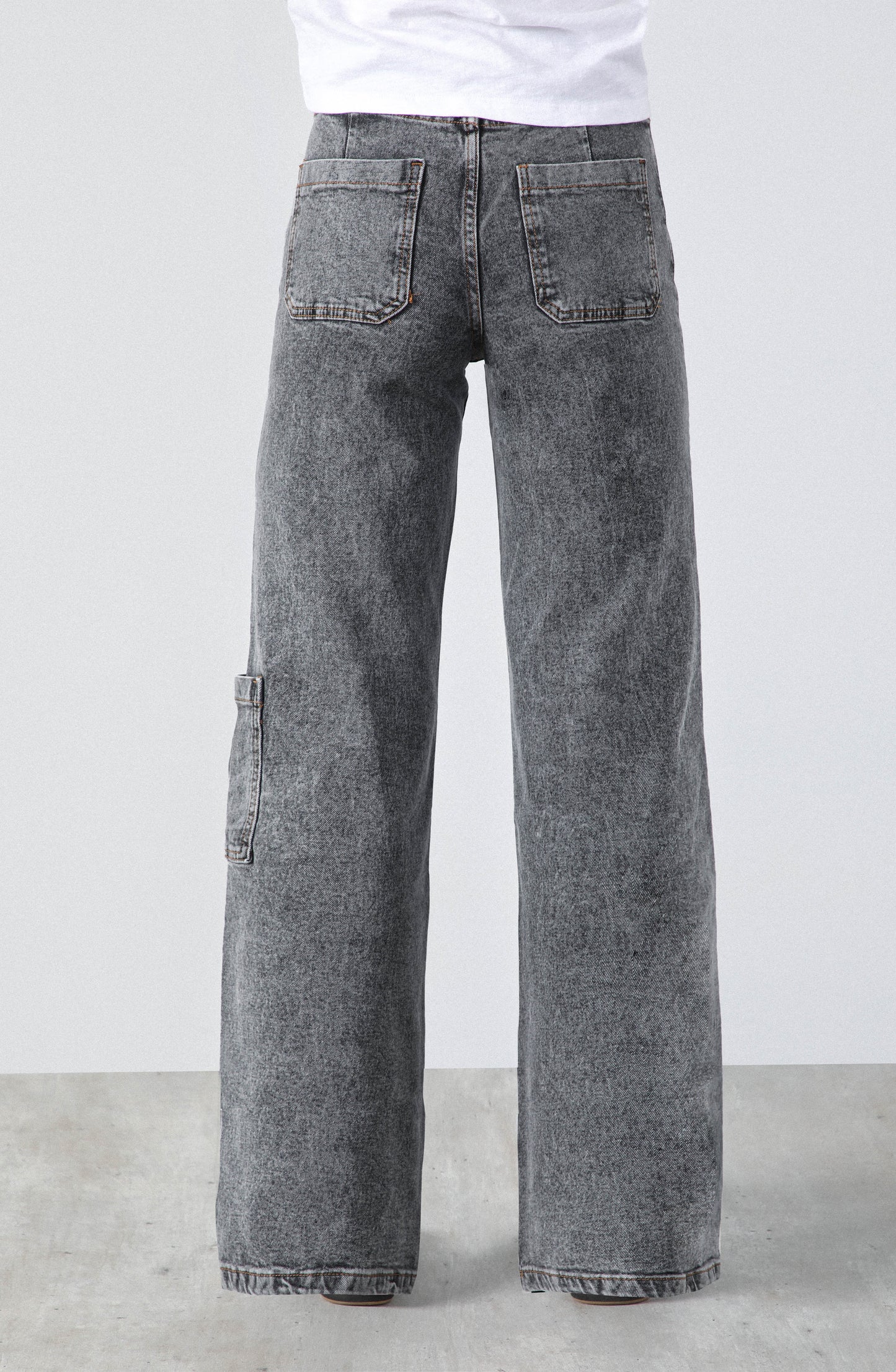 Pantalón Diagonal Bolsillo Gray