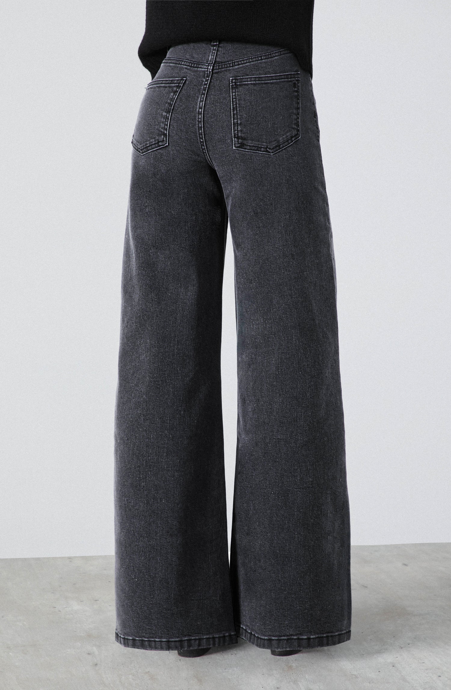 Pantalón Estrellas Bordadas Gray