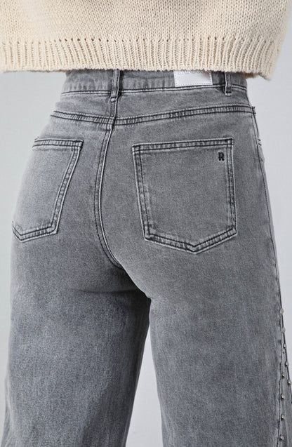 Pantalón Tachas Corte Lateral Gray