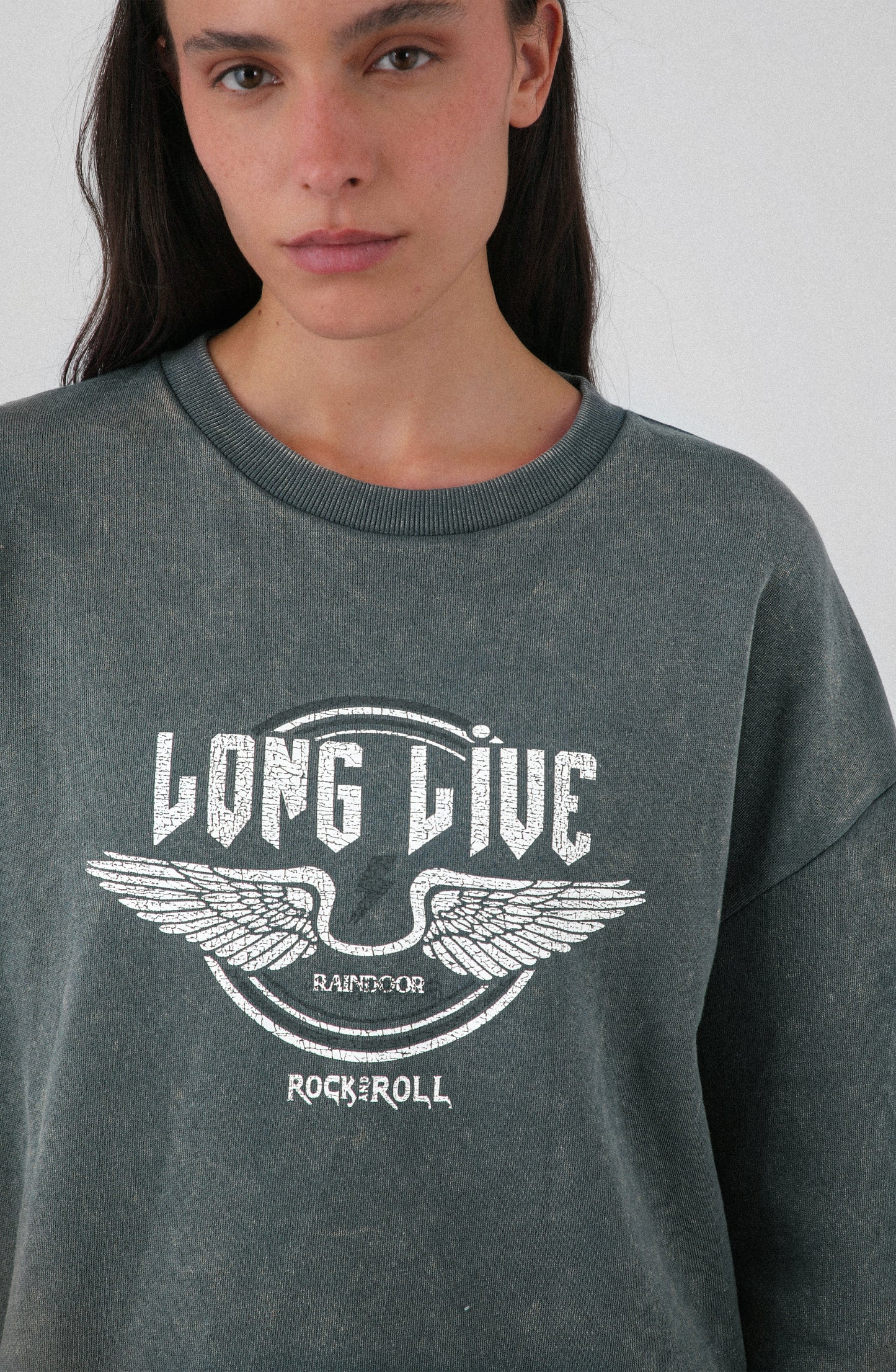 Polerón Cerrado Estampado Gray