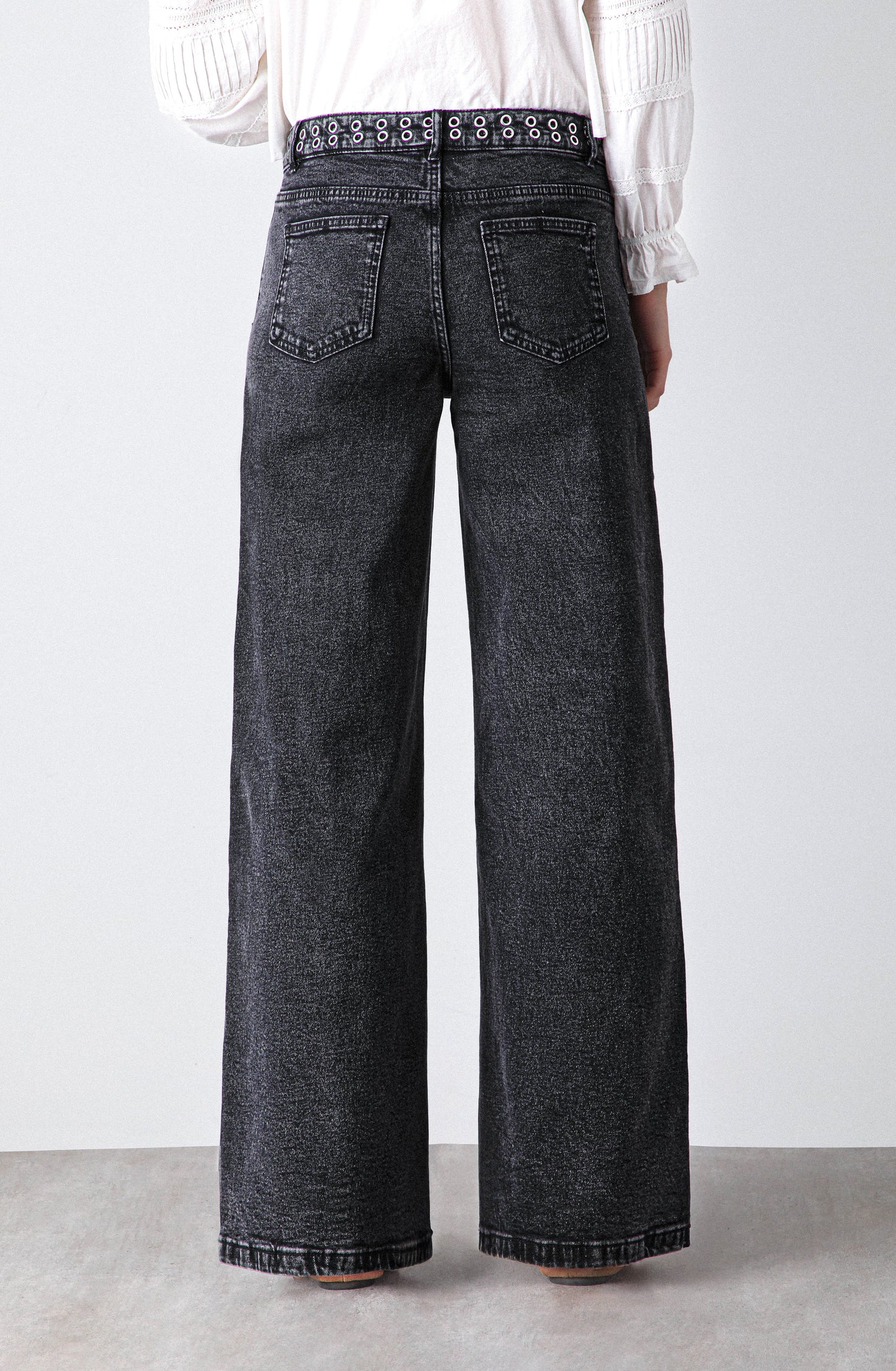 Pantalón Wide Leg Pretina Ojal Black