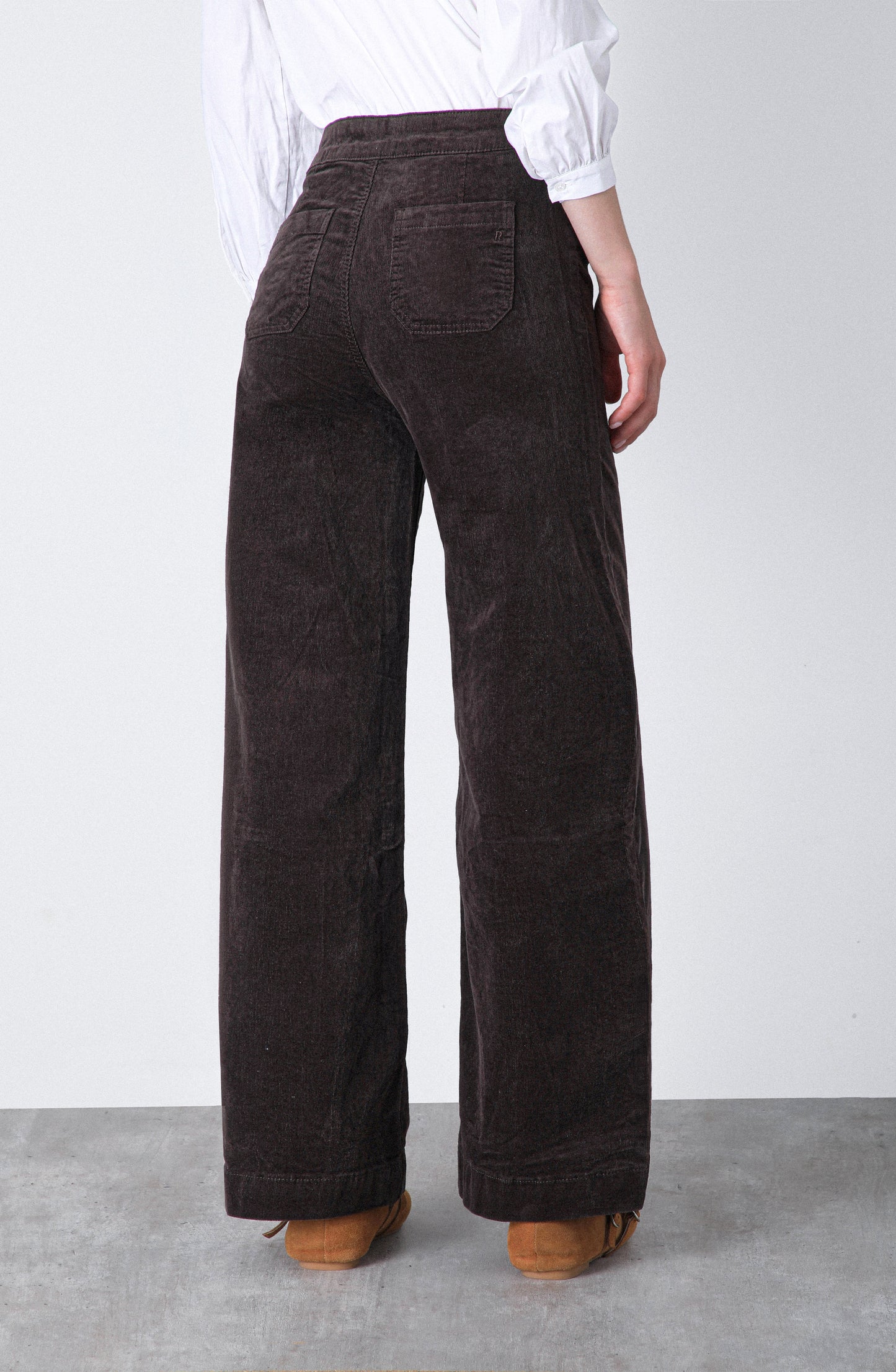 Pantalón Cotelé Botones Frontales Brown