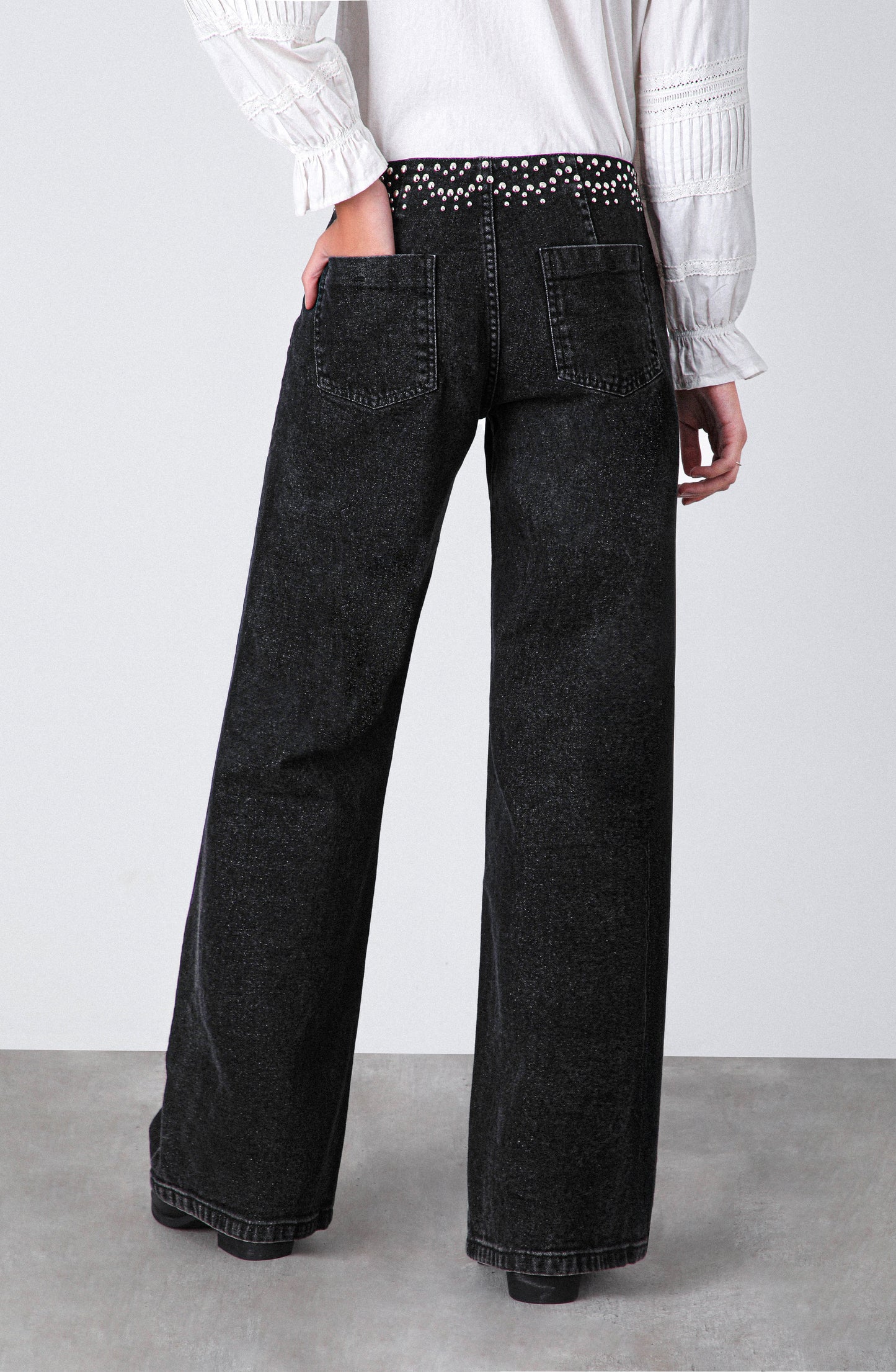 Pantalón Cinturón Tachas Grey