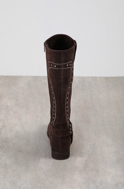 Bota Alta Tachas Brown