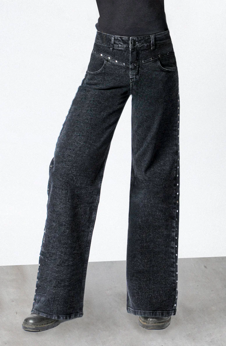 Pantalón Tachas Frontales Black