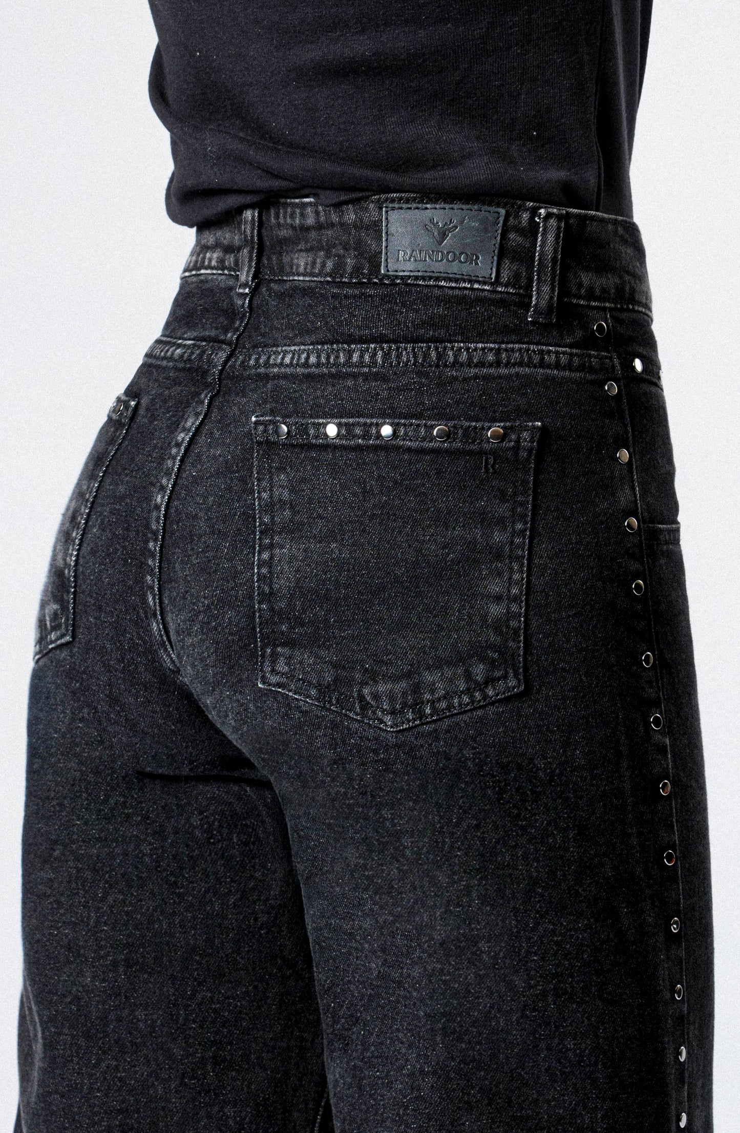 Pantalón Tachas Frontales Black