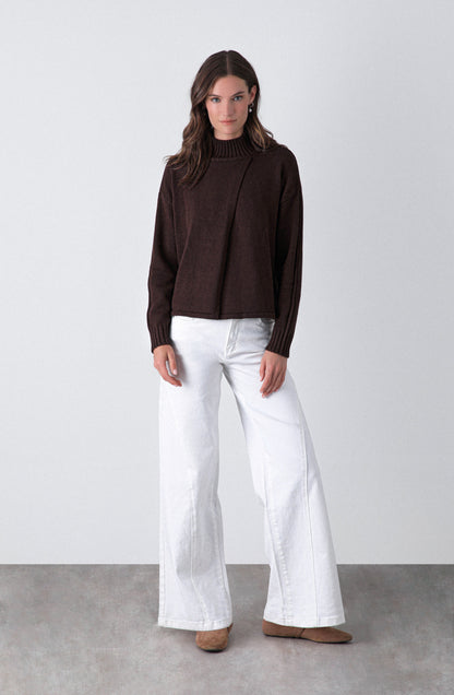 Sweater Cuello Alto Abertura Brown