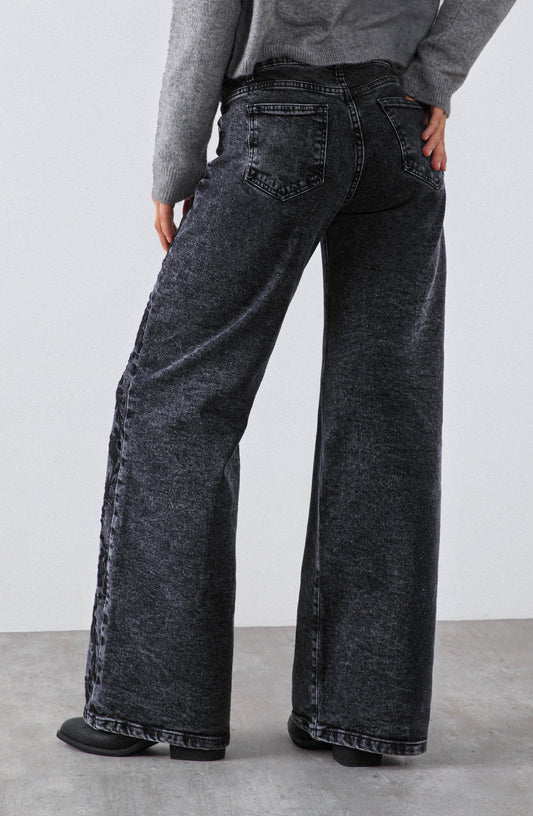 Pantalón Bordado Floral Grey