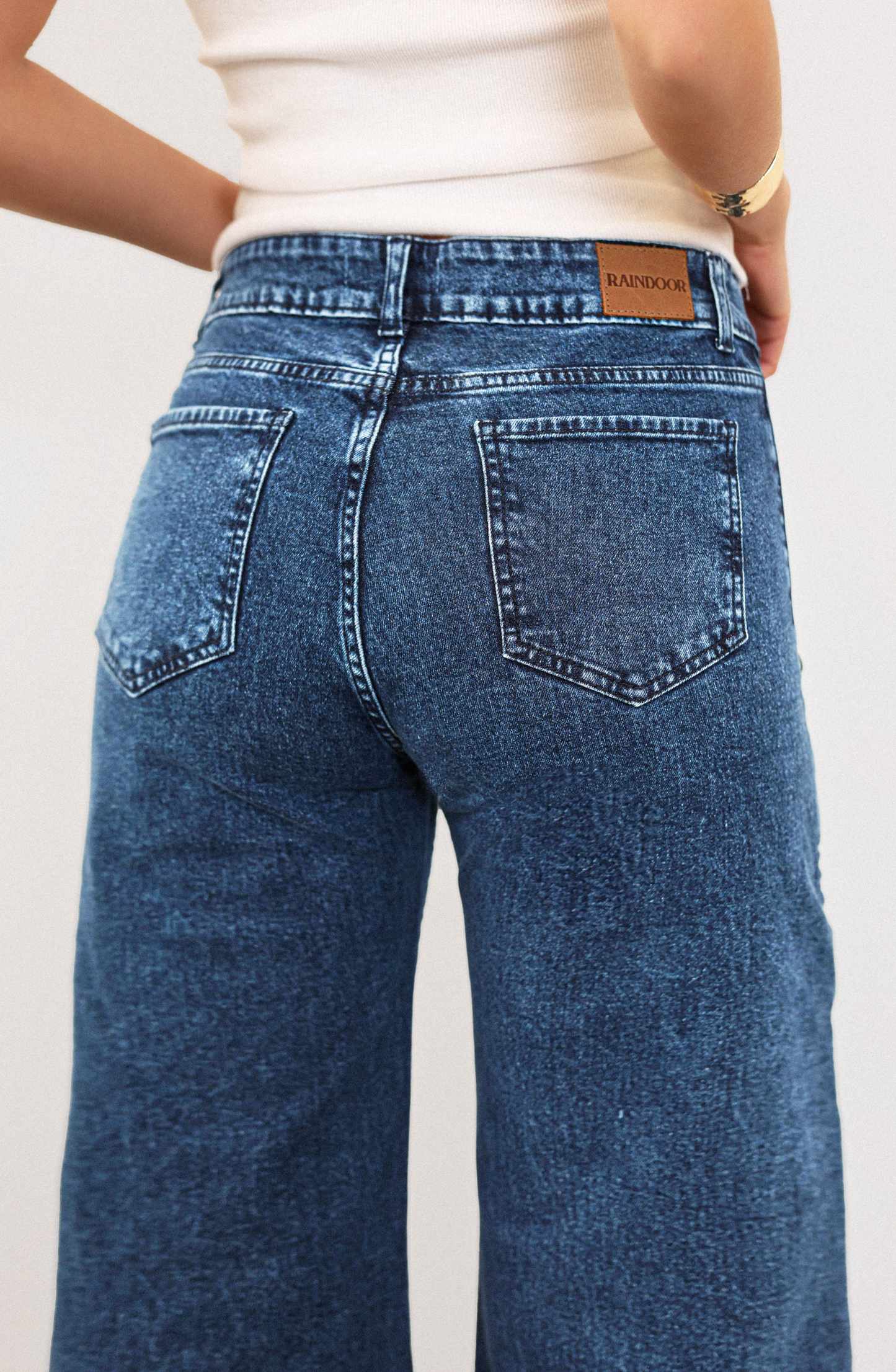 Pantalón Cruzado Botones