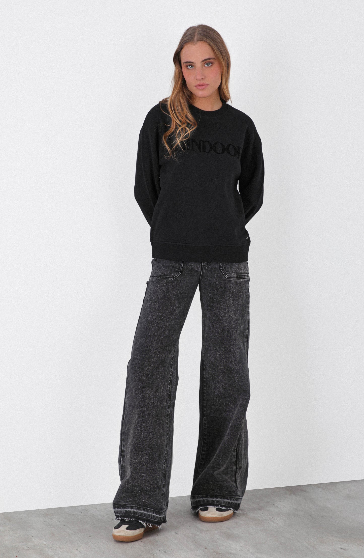 Polerón Crew Neck Logo Velvet Black