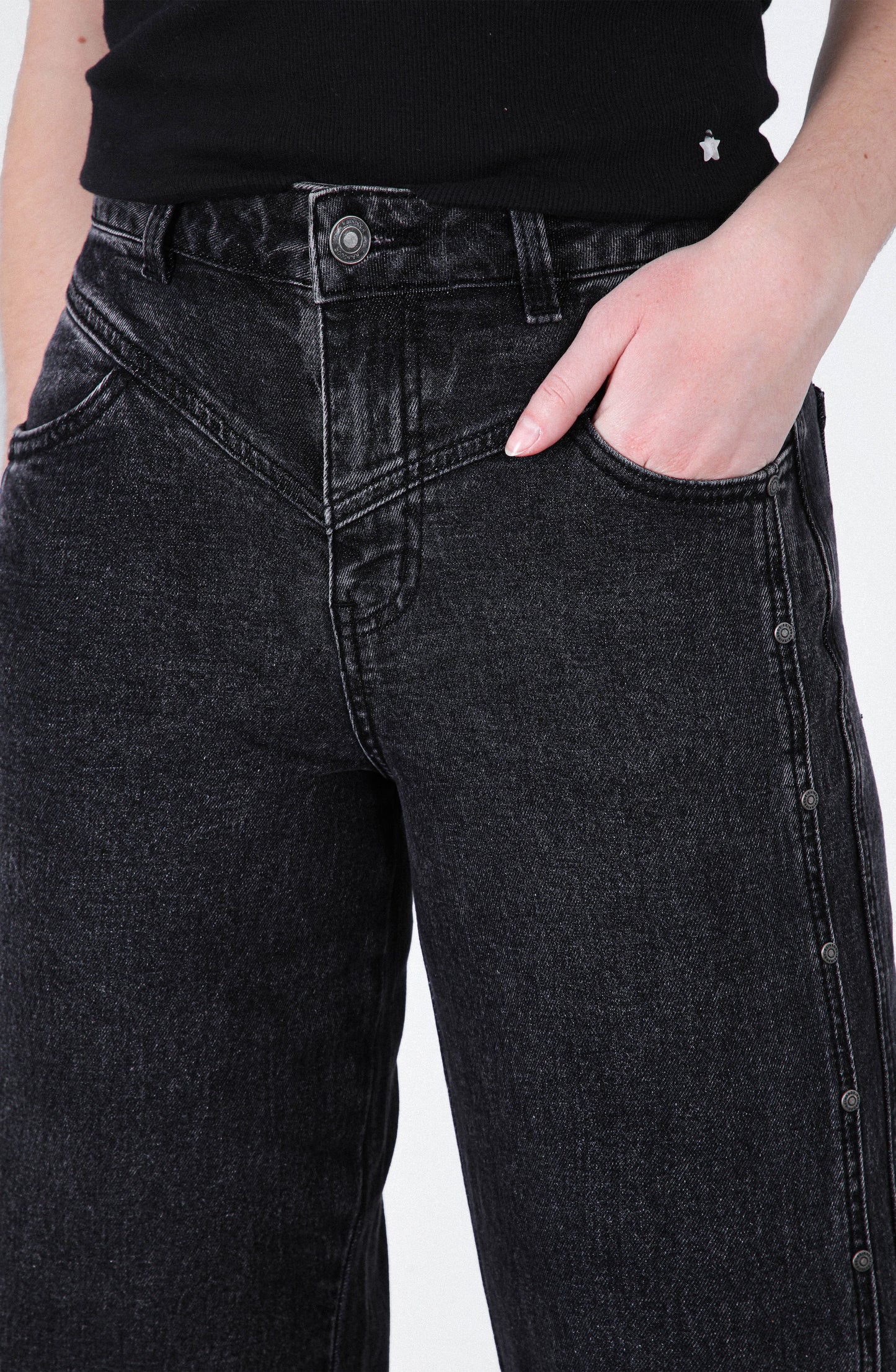 Pantalón Cortes Black