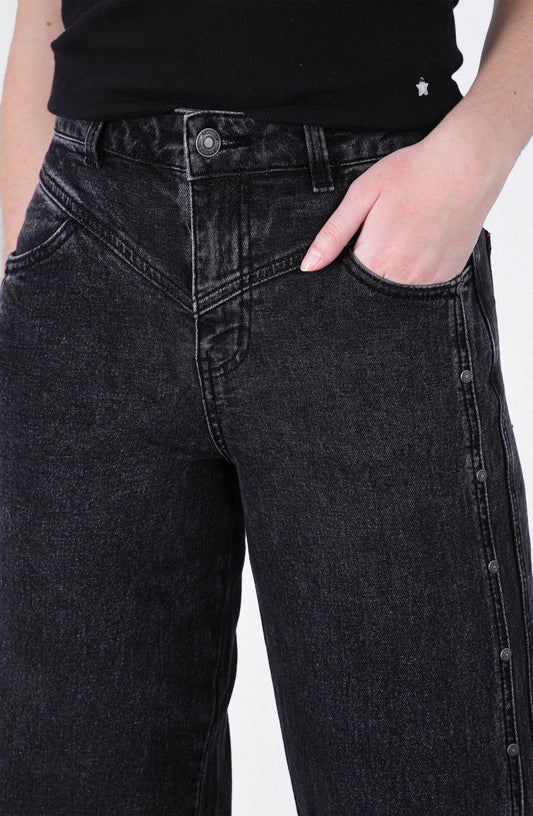 Pantalón Cortes Black