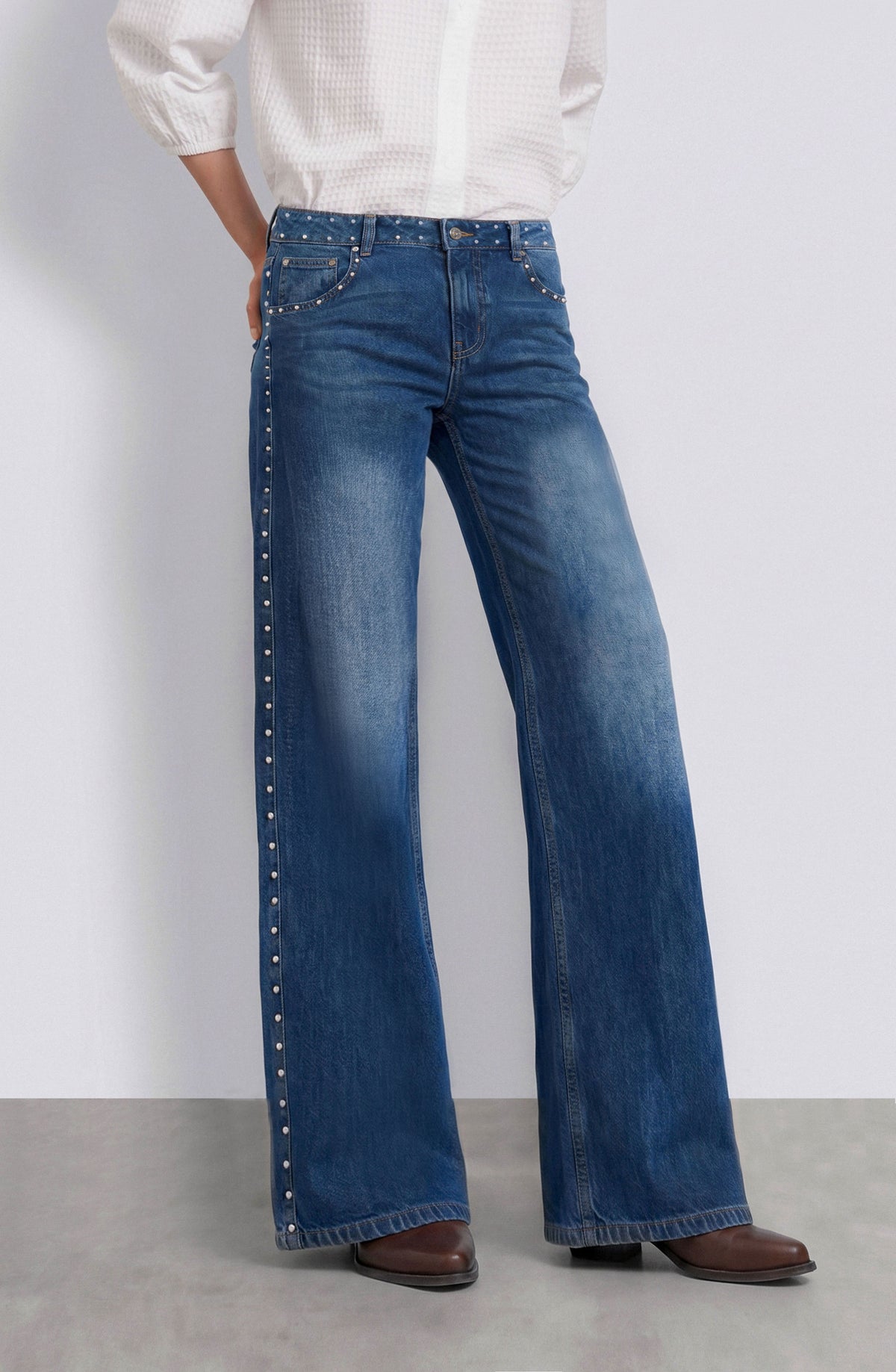 Pantalón Pretina Tachas Light Blue