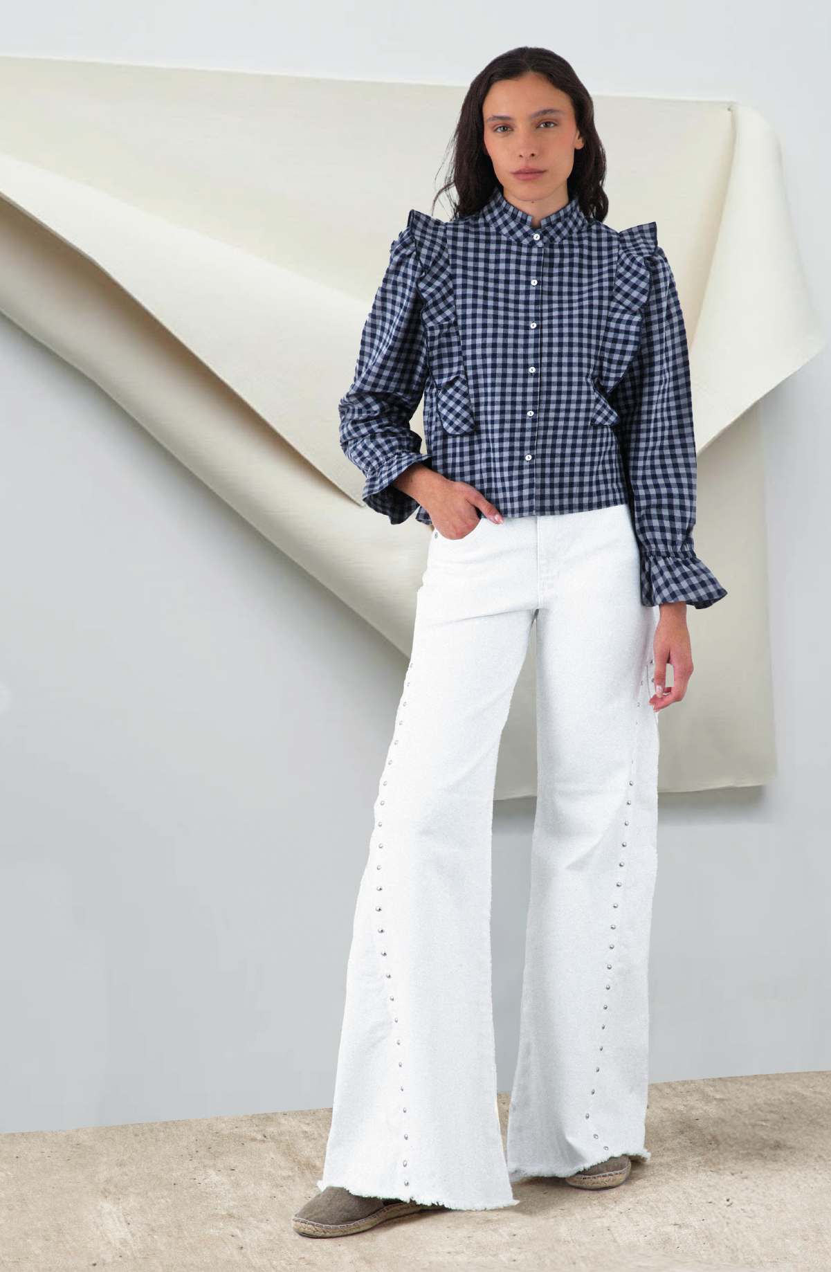 Pantalón Tachas Corte Lateral White