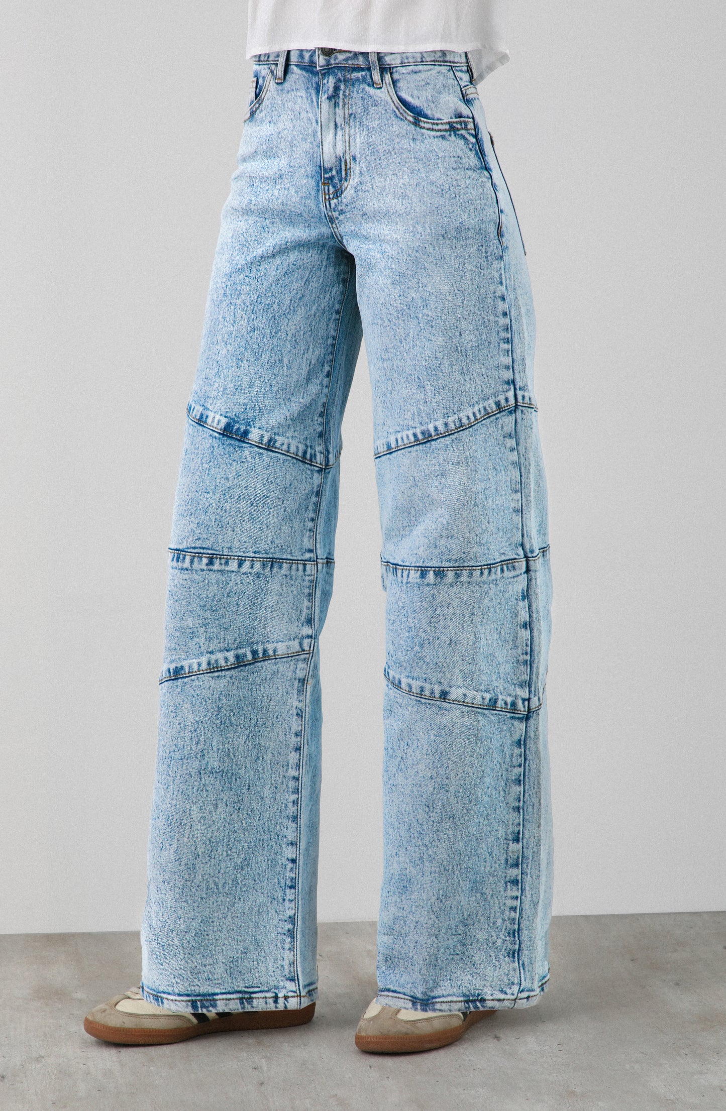 Pantalón Corte Diagonal Light Blue R